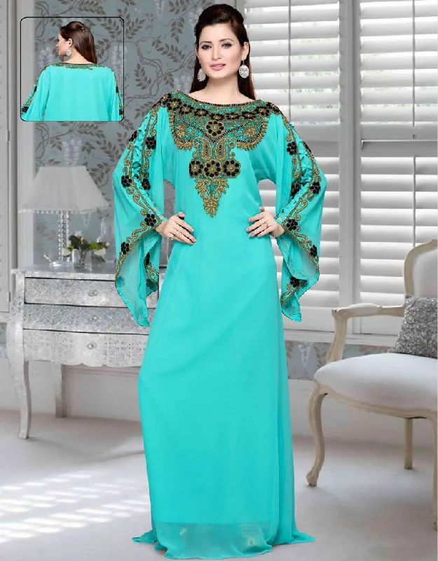 Kaftan with embroidery