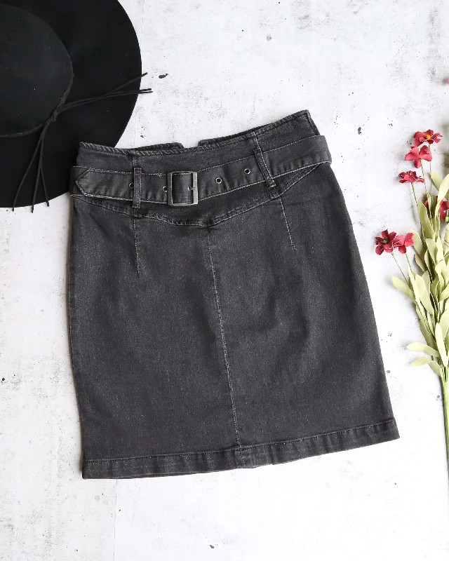 Free People - Livin It Up Denim Pencil Mini Skirt - Worn Black