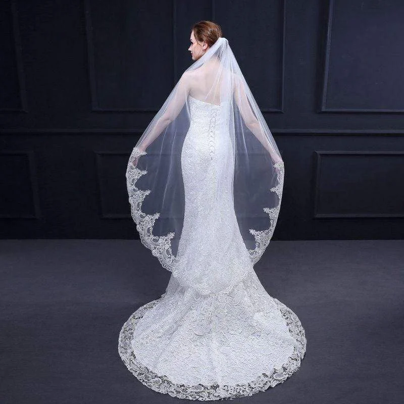 Romantic Wedding Accessory Simple Flower Lace Hemline Bridal Veil